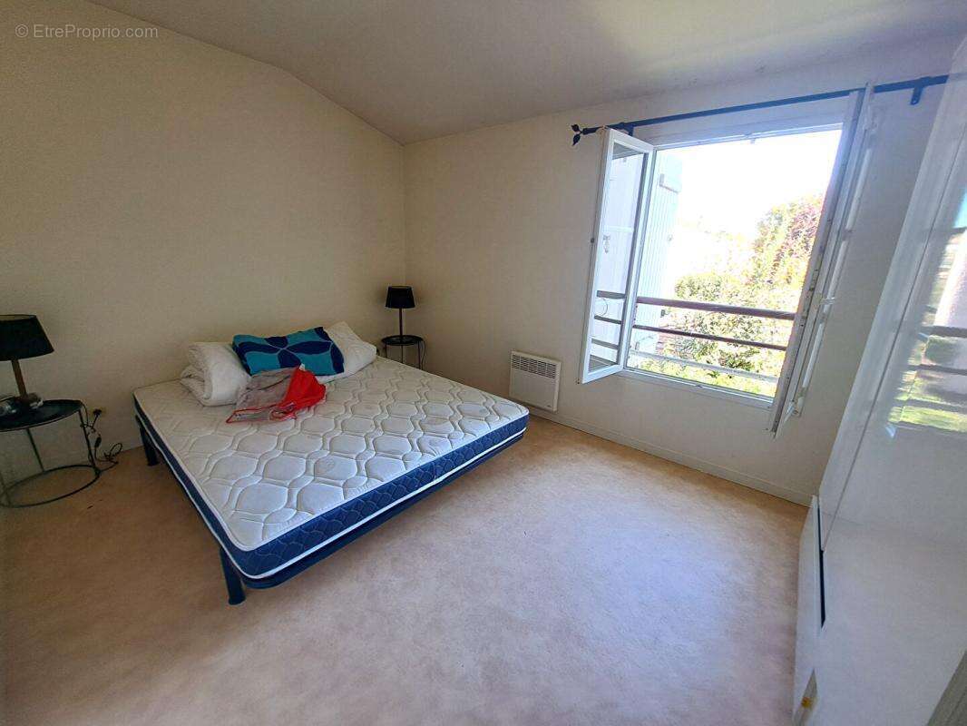 Maison à SAINT-YRIEIX-SUR-CHARENTE