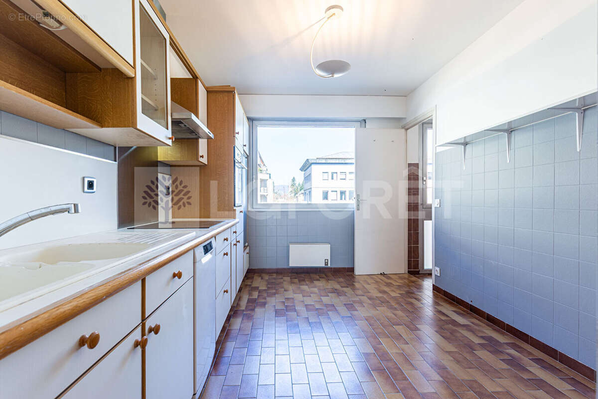 "oxalis" - annecy - triangle d'or - appartement 3 pieces de 83.55m² + garage en sus + place + cave - photo 6