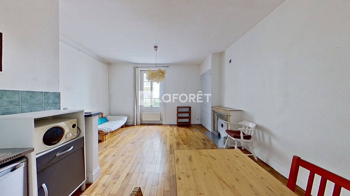 Appartement à LYON-8E