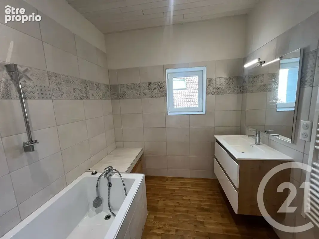 Appartement 123 m² à Aurillac  - photo 8