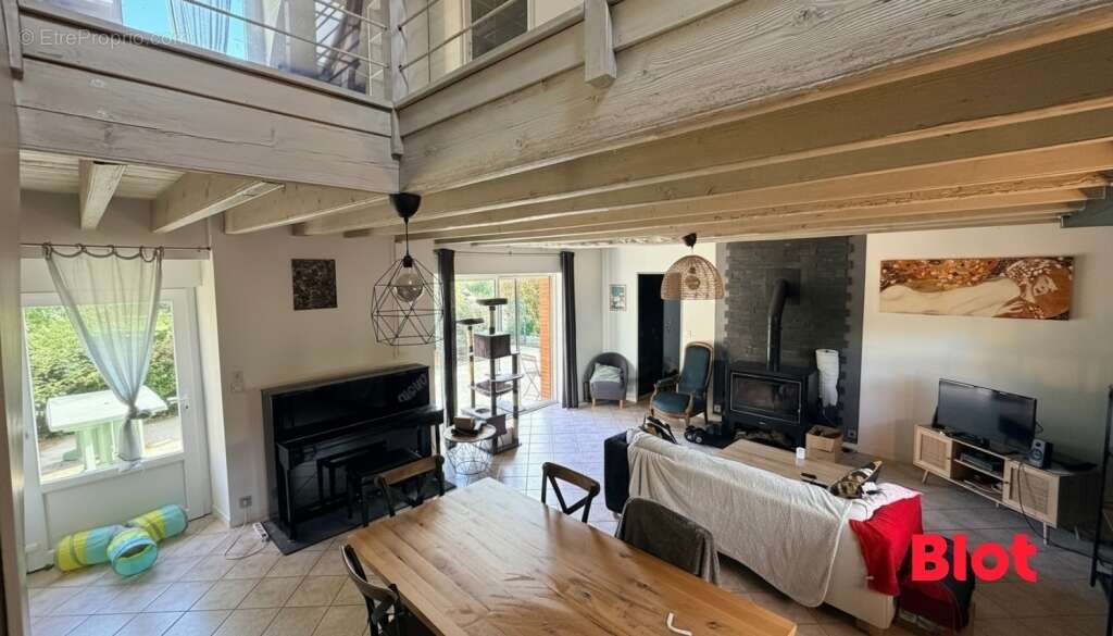 Maison à BAULON