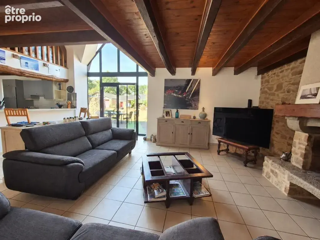 SAINT-LYPHARD. Belle chaumière de caractère de 188m2 sur 2964m2 de terrain - photo 4
