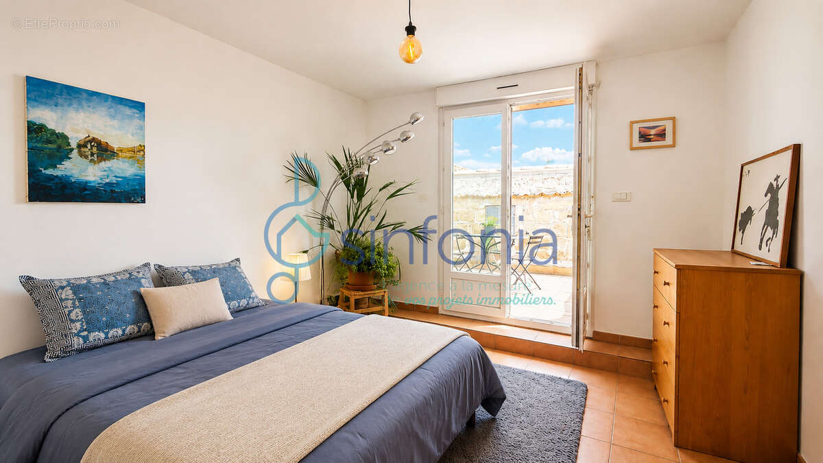 À 5 minutes d'uzès   maison de 160 m2 avec deux grandes terrasses et garage  50 m2 - photo 9