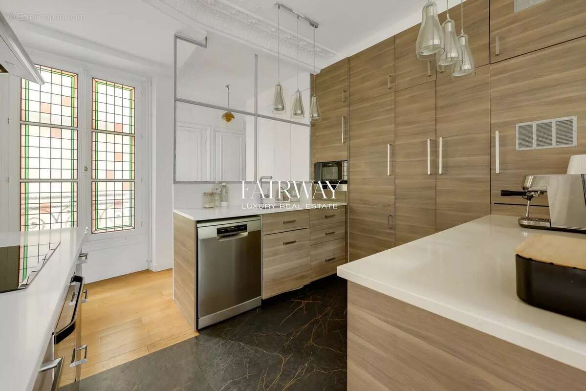 Appartement à PARIS-3E