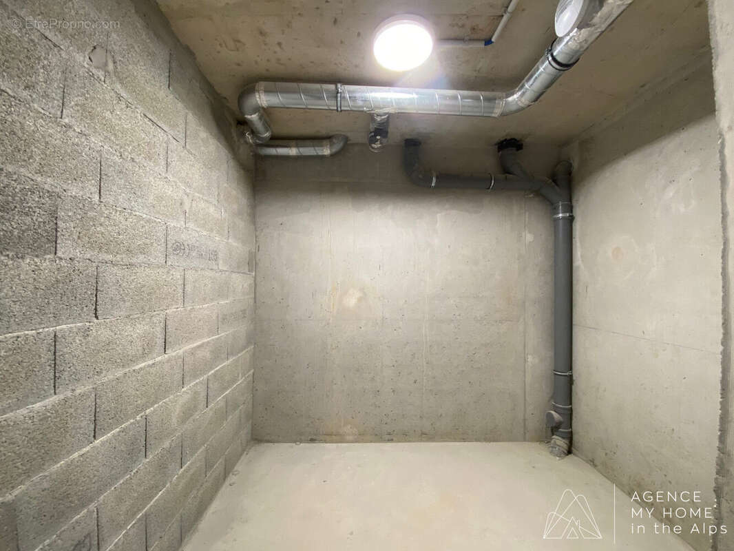 Appartement à ESSERT-ROMAND