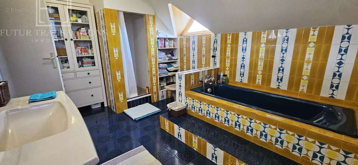 Maison à COLOMBES
