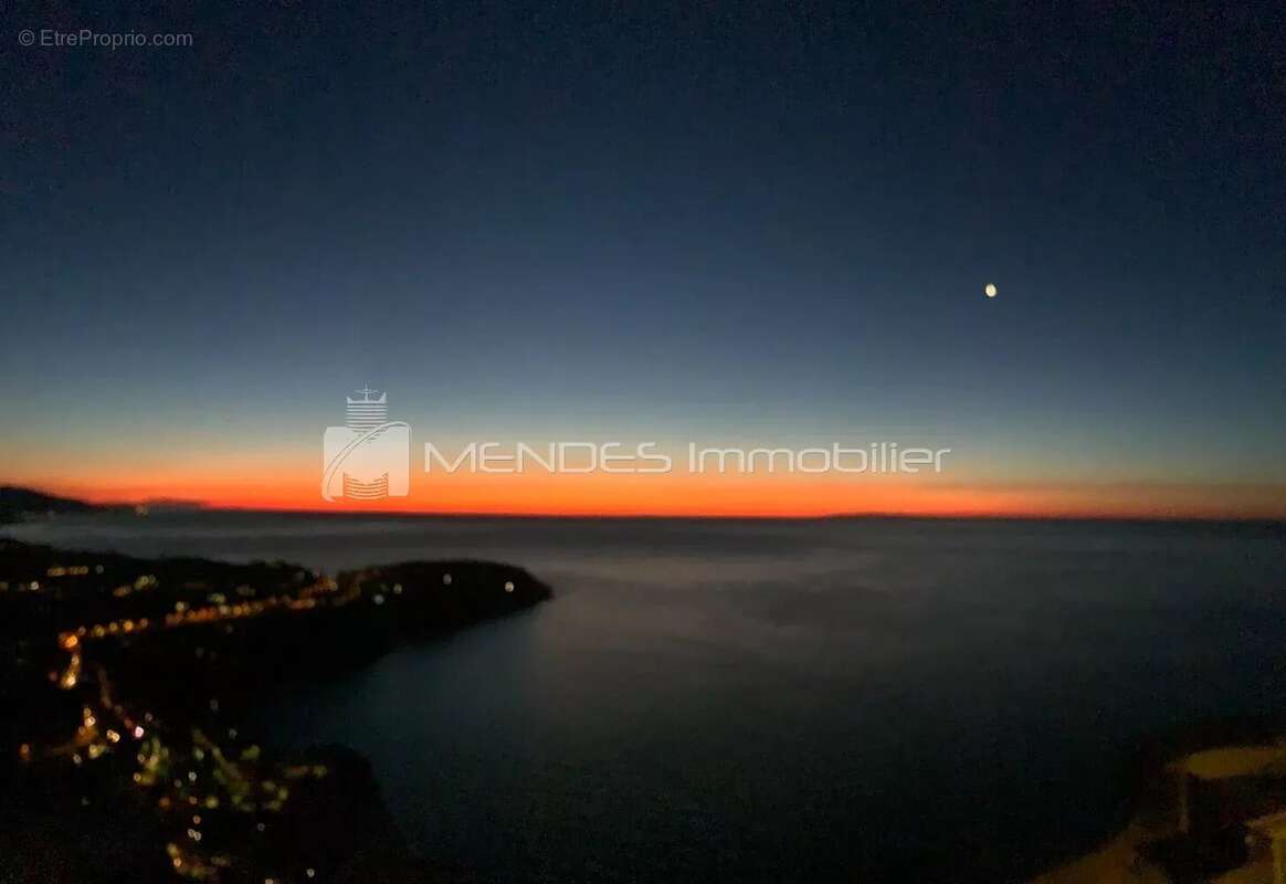 Appartement à ROQUEBRUNE-CAP-MARTIN