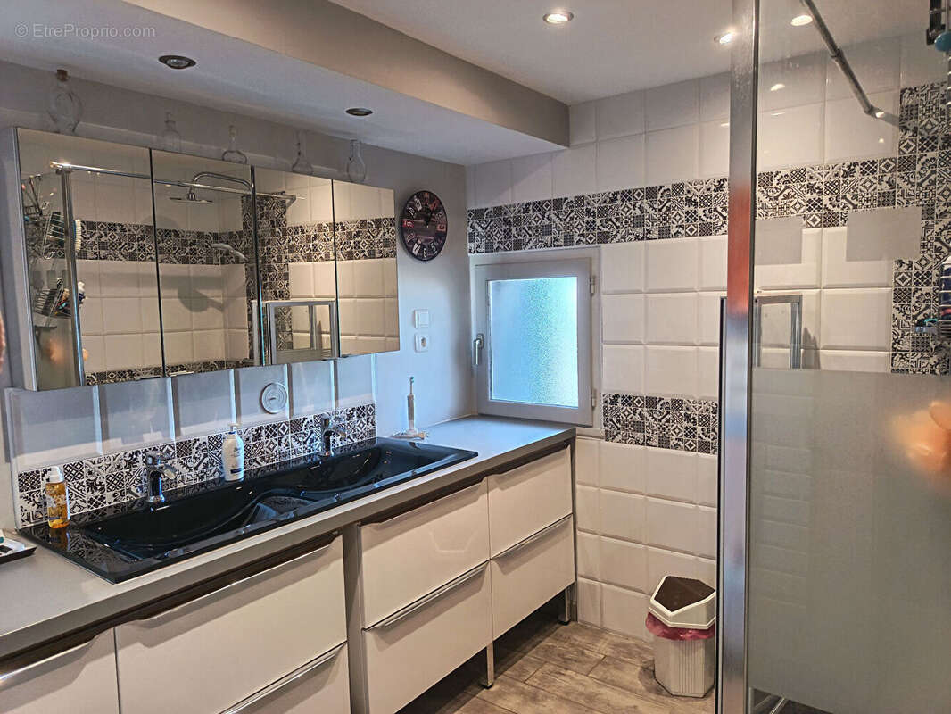 Maison à CHERMIGNAC