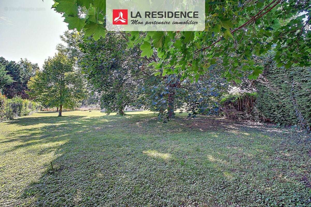 Terrain 646 m² à Orgeval  - photo 4