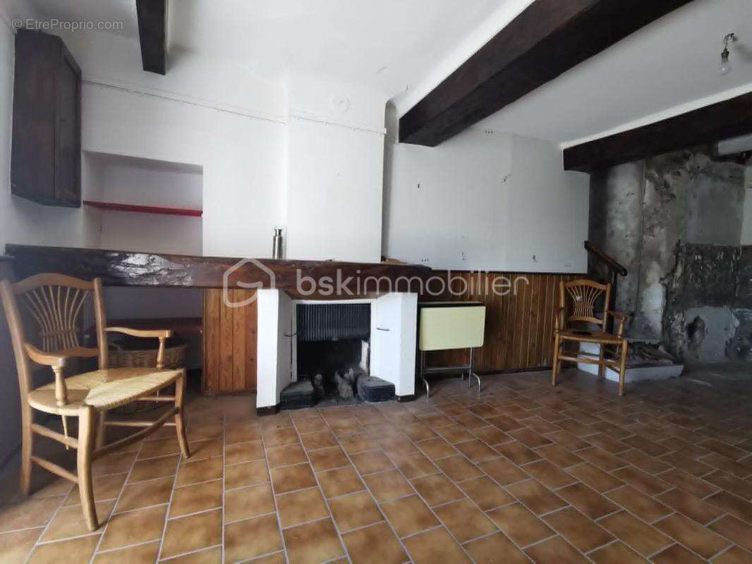 Appartement à THOARD