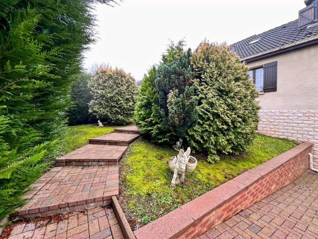 Maison à BEHREN-LES-FORBACH