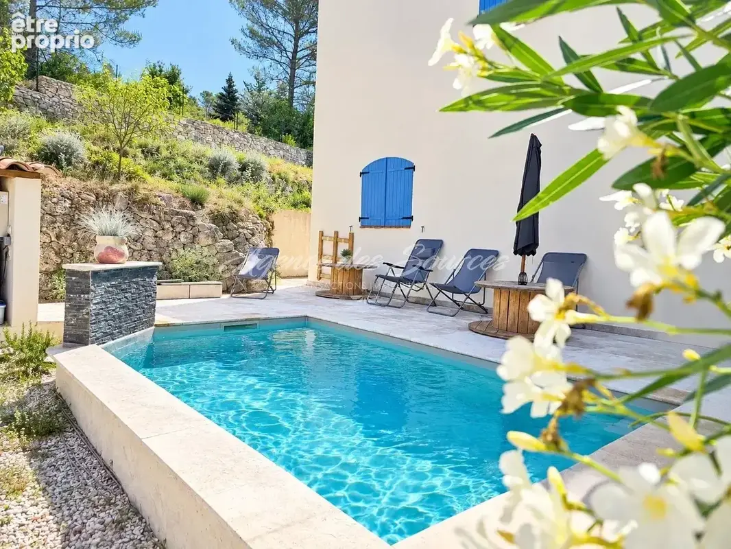 EXCLU : Villa avec piscine à Varages - photo 2