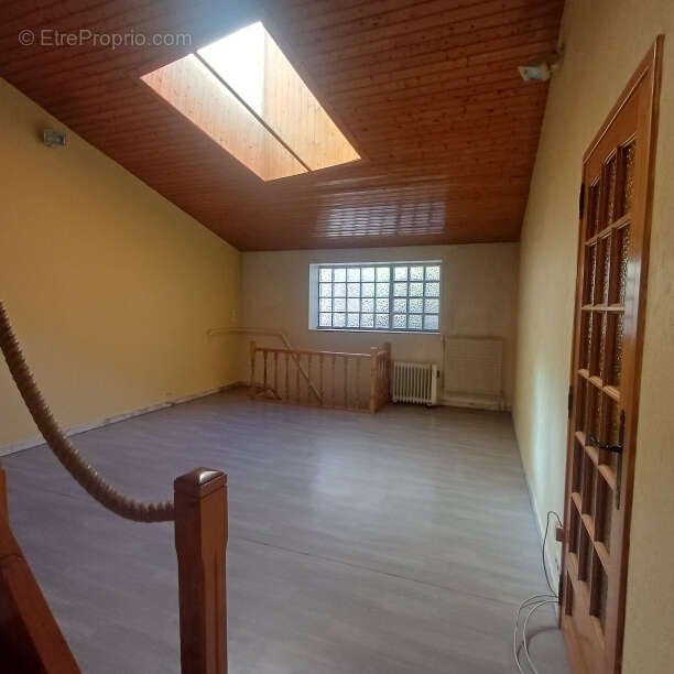 Appartement à LA FOUILLOUSE