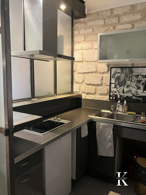 Appartement à PARIS-14E