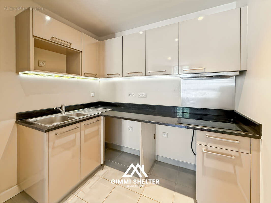 ROYAT   T2 de standing face au Princesse Flore  44,92 m2  DPE C - photo 7
