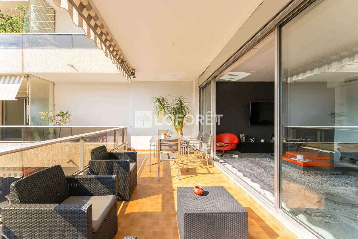 Appartement à MARSEILLE-8E