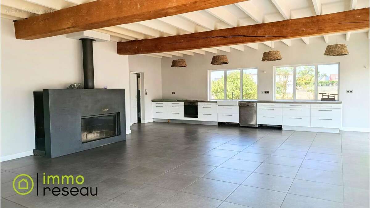 Maison à BRETTEVILLE-SUR-AY