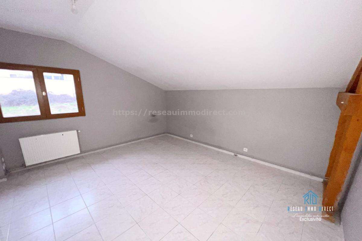 Maison à LA COTE-SAINT-ANDRE