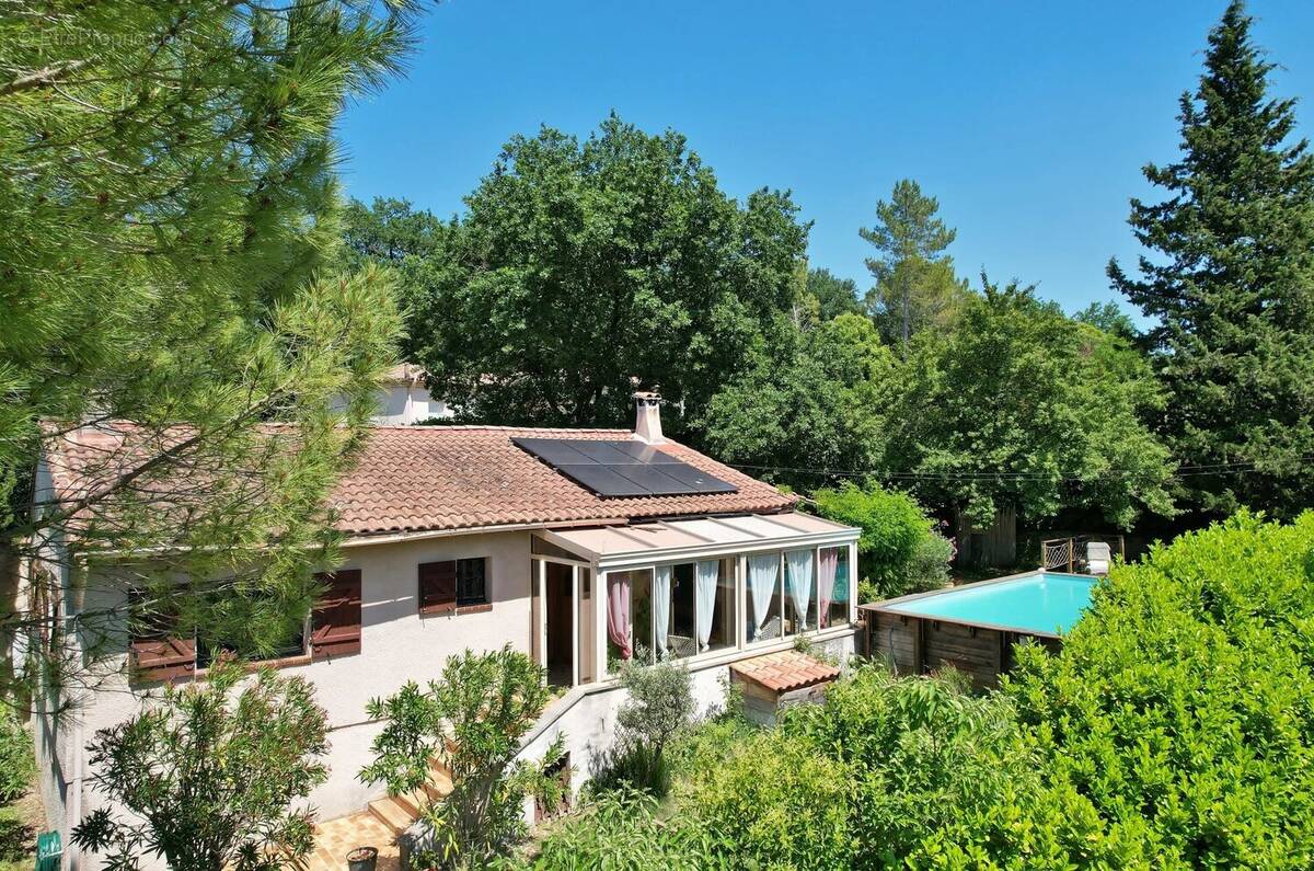 Maison à UZES