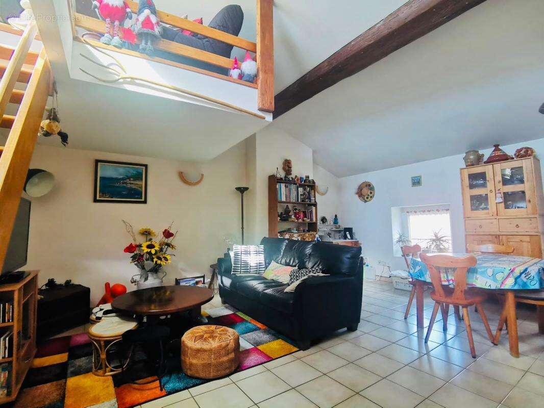 Appartement 2 chambres - garage - cave - centre ville - photo 5