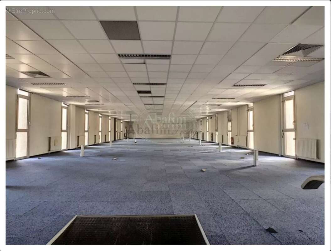 Appartement à CAZERES