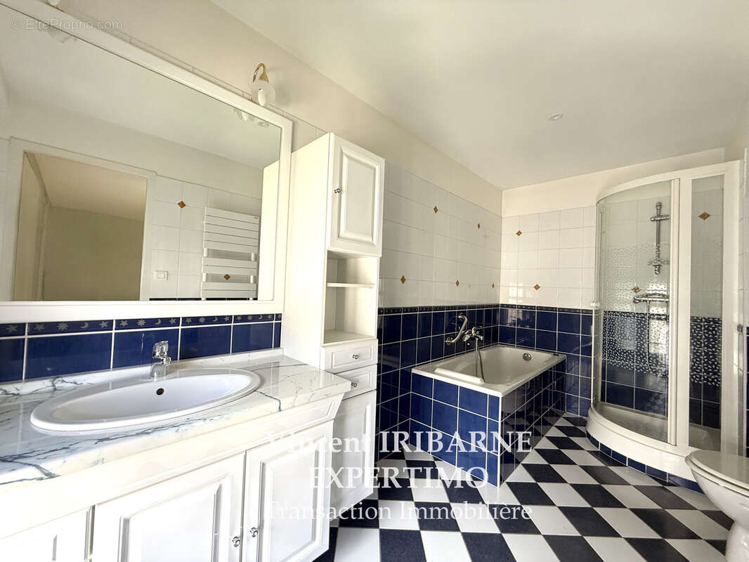Appartement en Duplex, 3 Chambres. - photo 6