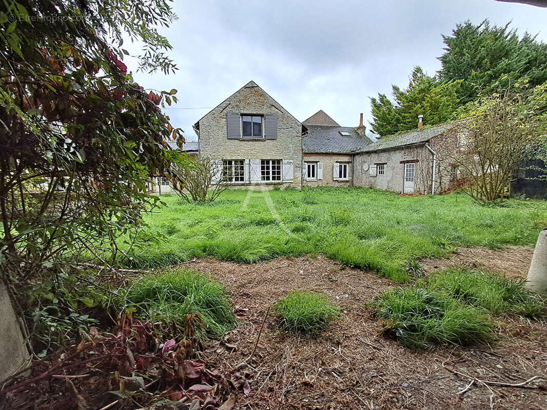 Maison à LAAS