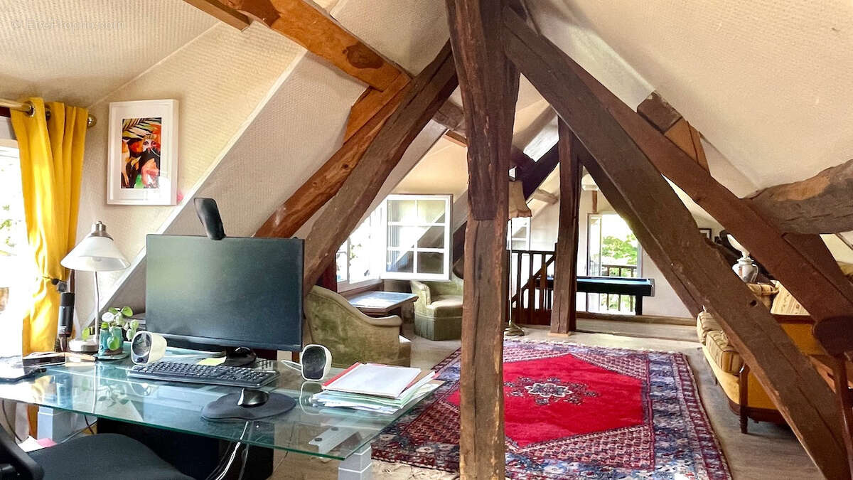 Maison à LA HOUSSAYE