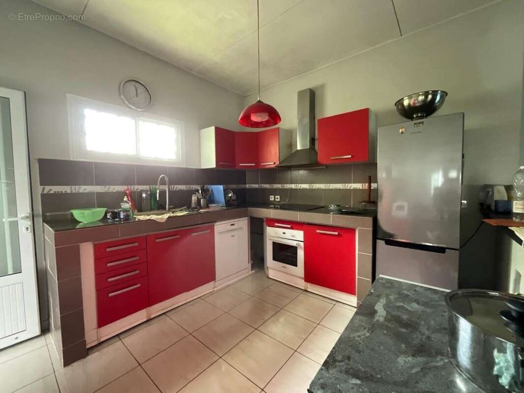 À VENDRE - VILLA T4 de standing / Route de Troubiran, Cayenne - photo 5