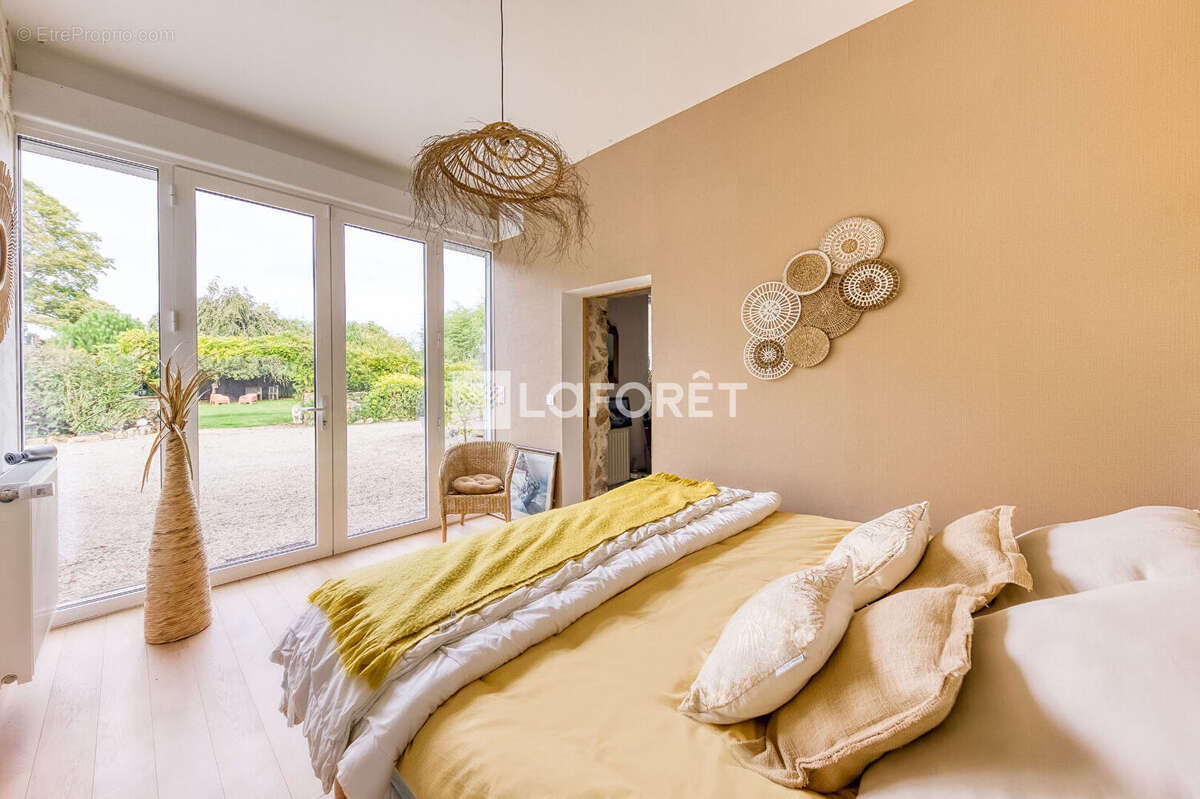 Maison à LIVERDY-EN-BRIE