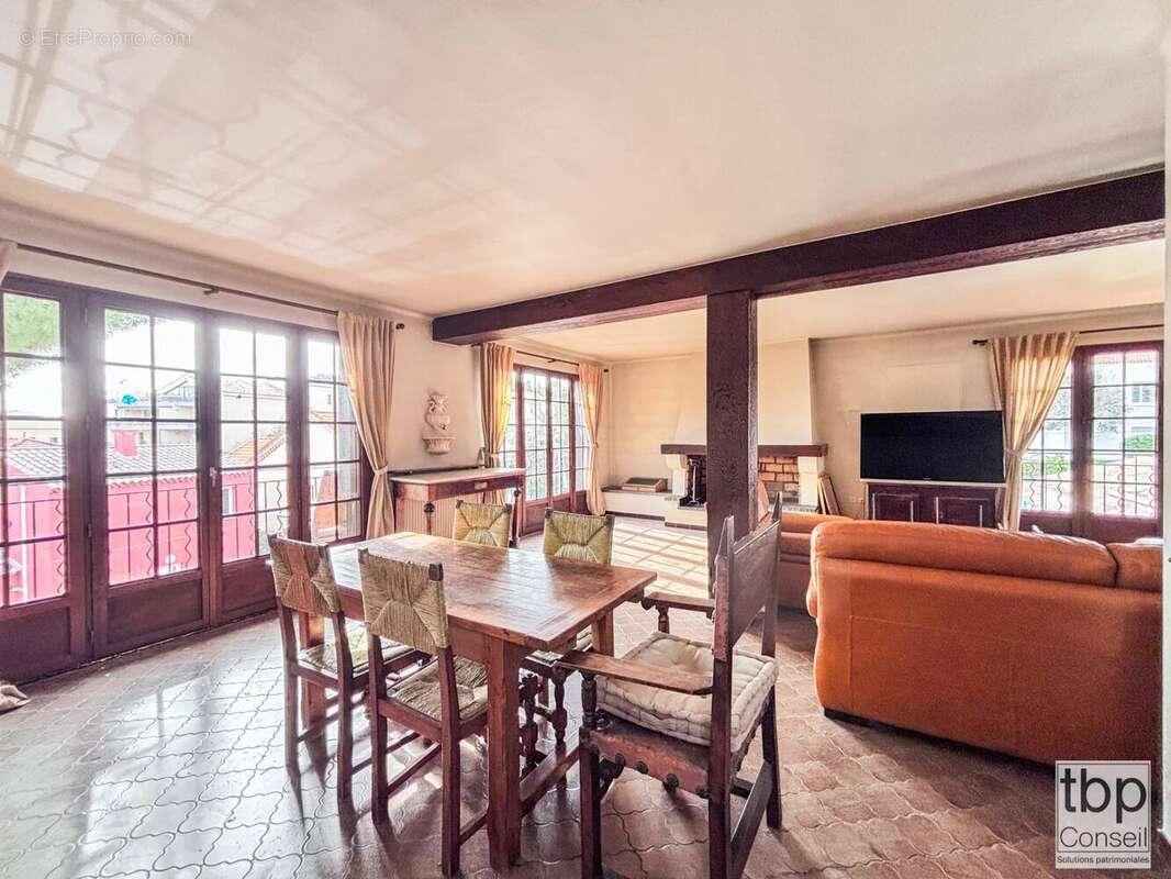 Appartement à AIX-EN-PROVENCE