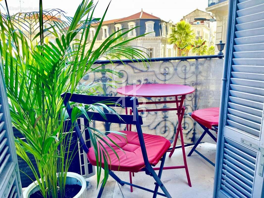 Appartement à CANNES
