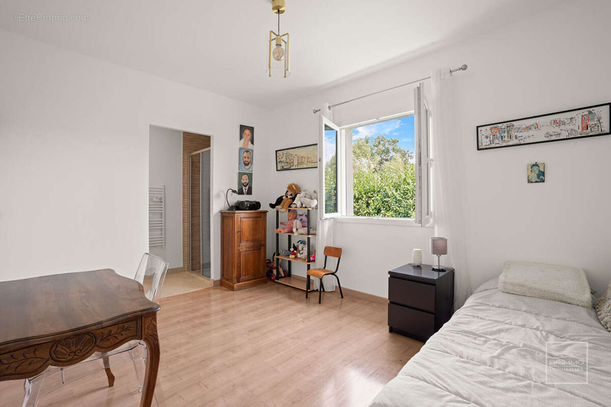 Maison à NEUVILLE-SUR-SAONE