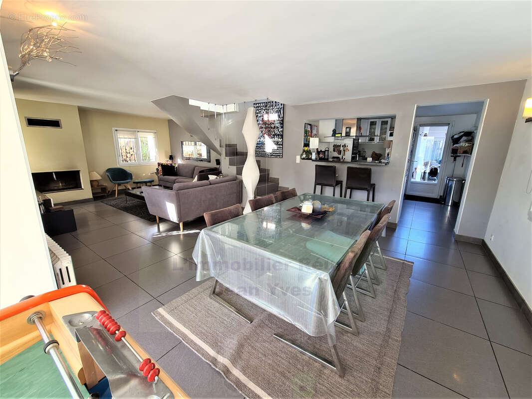 Maison à PORT-DE-BOUC