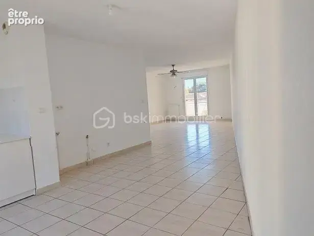 ***Appartement 3 pièces 82 m² à Tarascon Centre-ville / Château.*** - photo 4