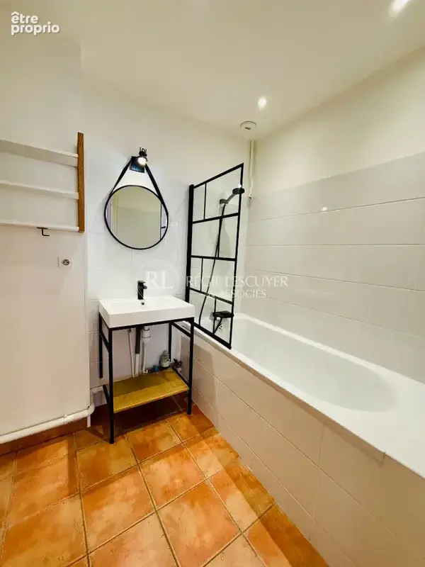 Appartement Lyon 2 pièce(s) 44.59 m2 / Centre Croix-Rousse / Très bon état - photo 4