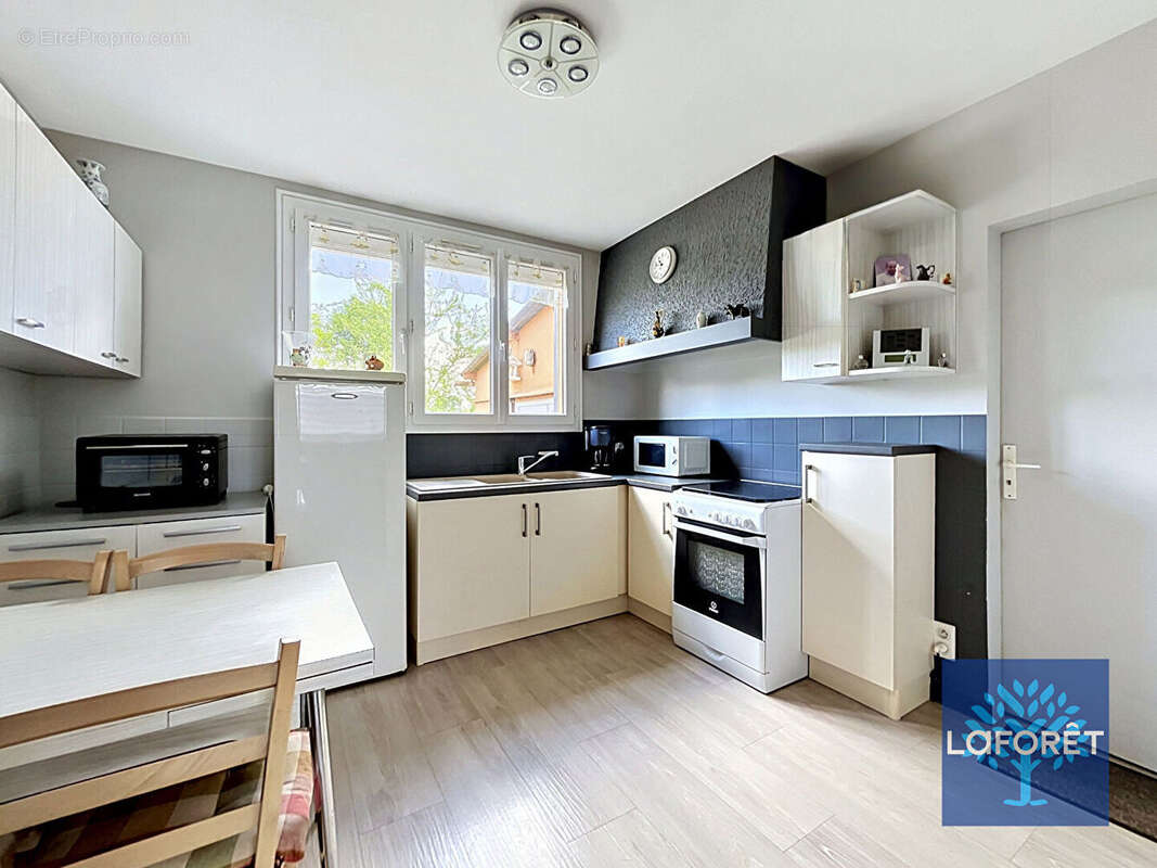Maison plain-pied La Roche Sur Yon 4 pièce(s) 72.84 m2 - photo 4
