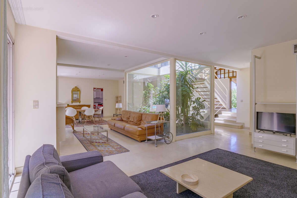 Toulouse saint  martin villa 310m2 sur parcelle de 3327m2 - photo 4