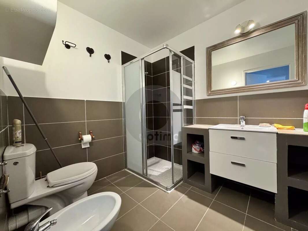 Appartement à ROQUEBRUNE-CAP-MARTIN