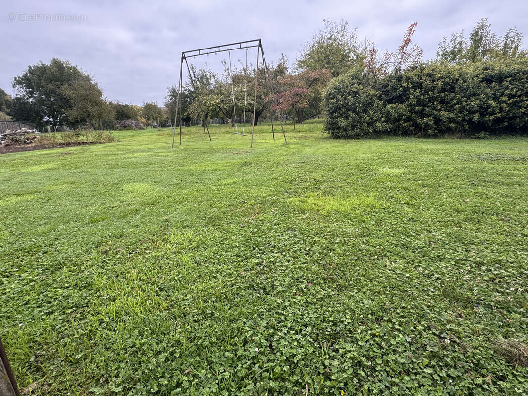 Maison à VAUCHONVILLIERS