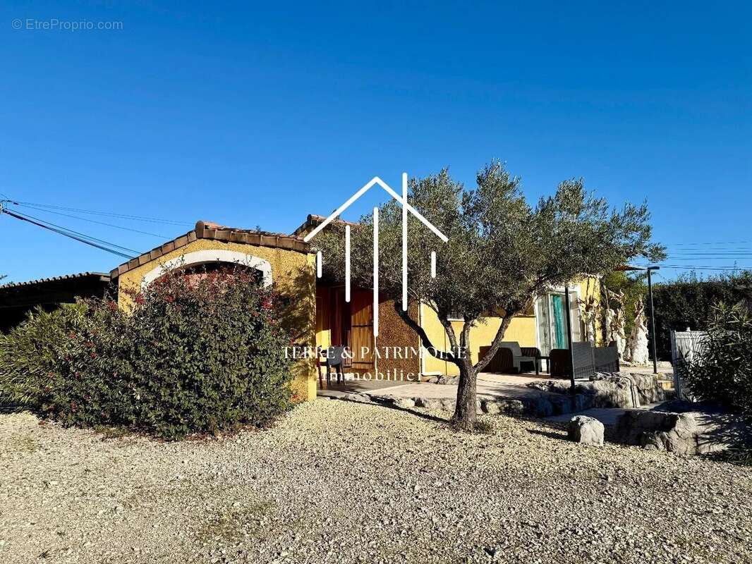 Maison à VALLON-PONT-D'ARC