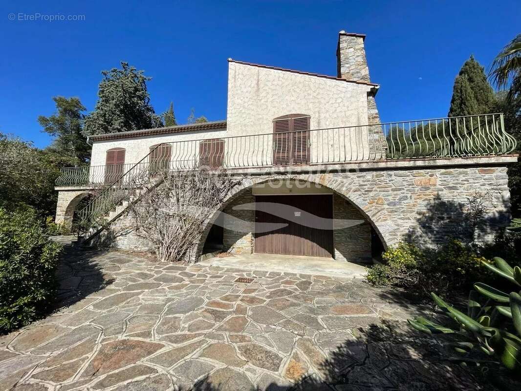 Maison à LA CROIX-VALMER