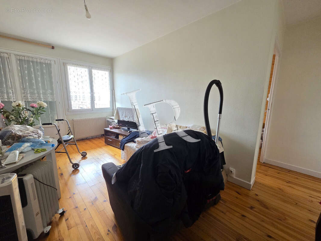 Appartement 67 m² à Le Puy-En-Velay  - photo 2