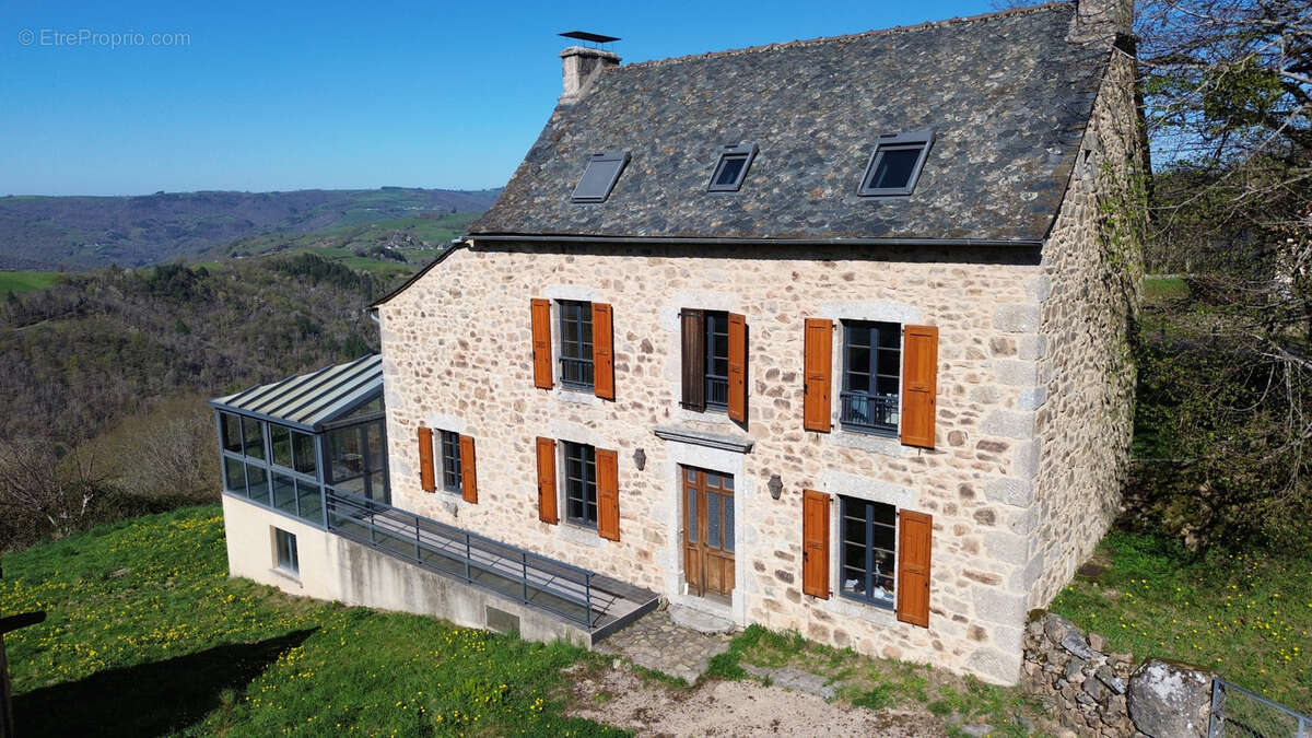 Maison à SAINT-AMANS-DES-COTS
