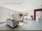 Maison à CAMBLANES-ET-MEYNAC