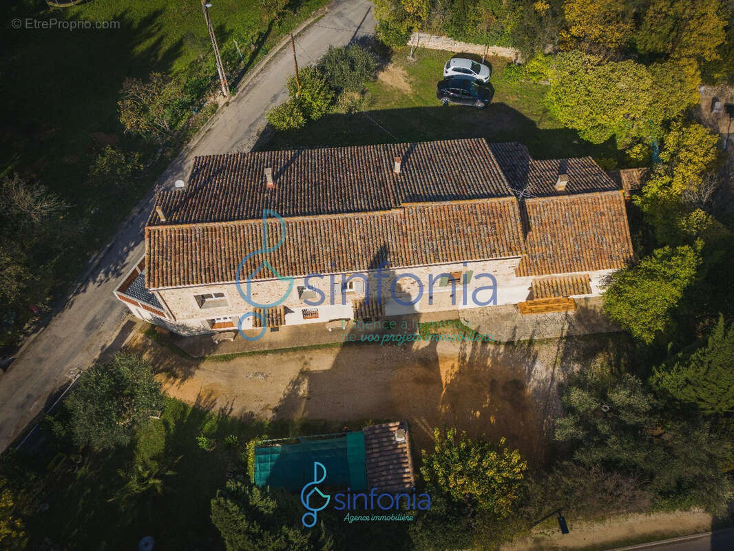Maison à GARRIGUES-SAINTE-EULALIE