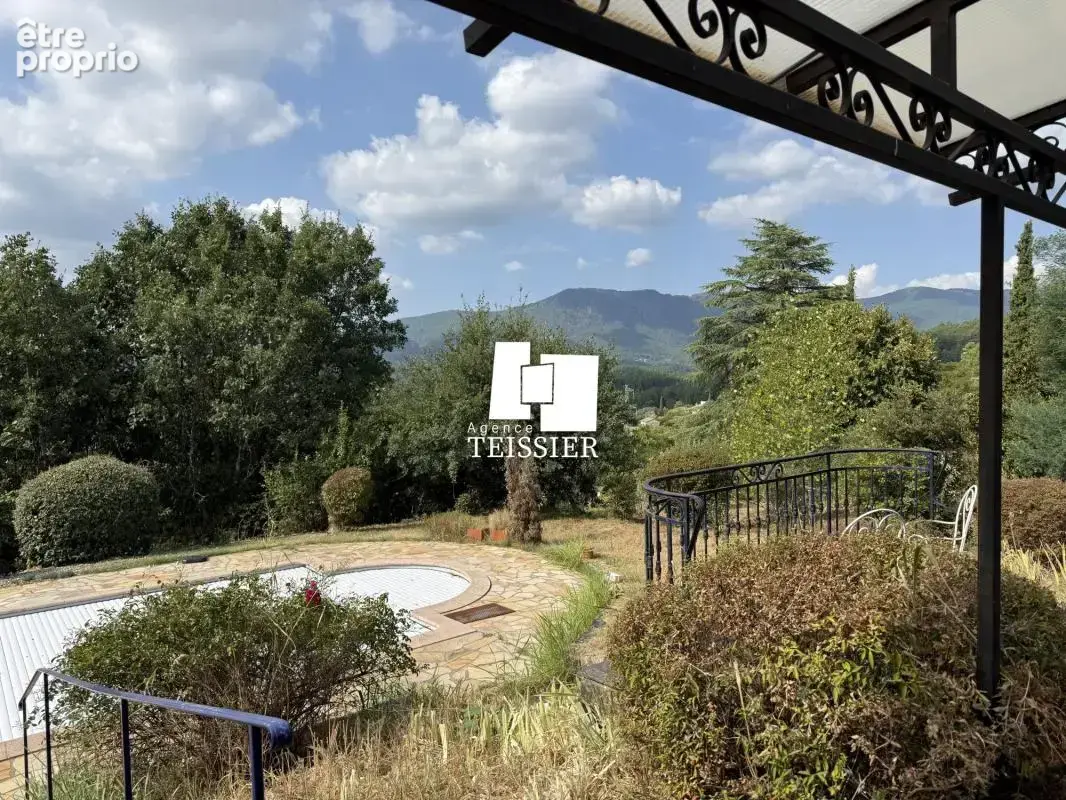 Exclusivité, Sud Ardèche : 07140 Les Vans, villa au calme avec - photo 3