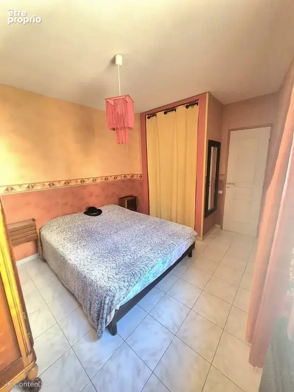 chambre 12m2 avec placard