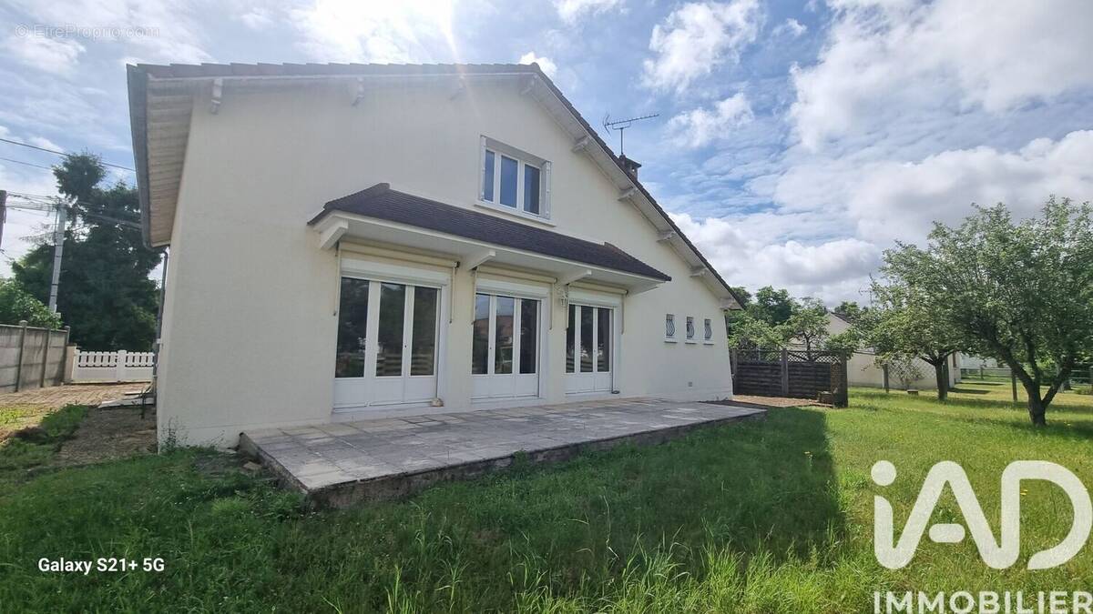 Photo 1 - Maison à CORQUILLEROY