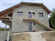 Appartement à PUGNY-CHATENOD